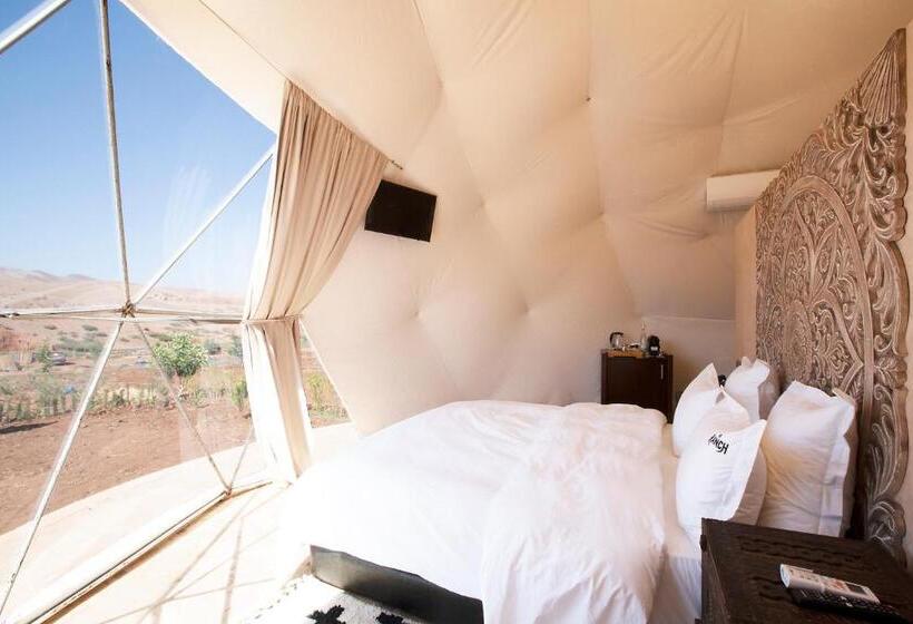 چادر با خدمات رفاهی استاندارد, The Ranch Resort