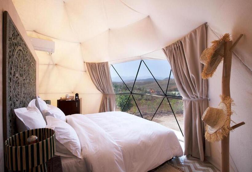 چادر با خدمات رفاهی استاندارد, The Ranch Resort