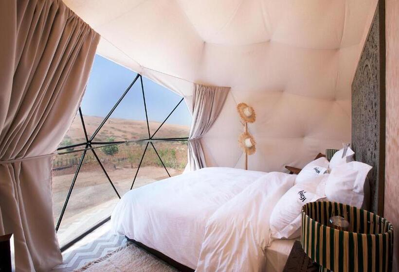 چادر با خدمات رفاهی استاندارد, The Ranch Resort