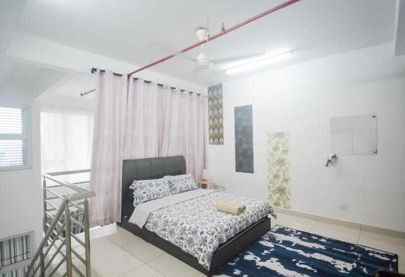 Люкс Дюплекс, Azfa Duplex Suite At De Centrum Putrajaya Bangi Free Wifi
