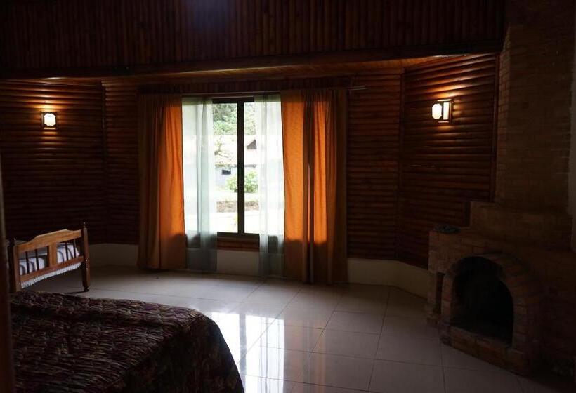 اتاق استاندارد سه نفره, Albergue Pozo Verde