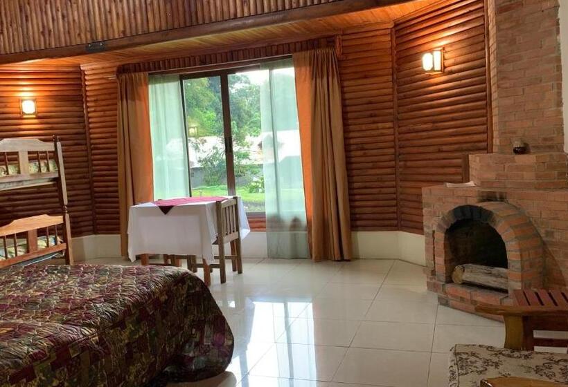 اتاق استاندارد سه نفره, Albergue Pozo Verde