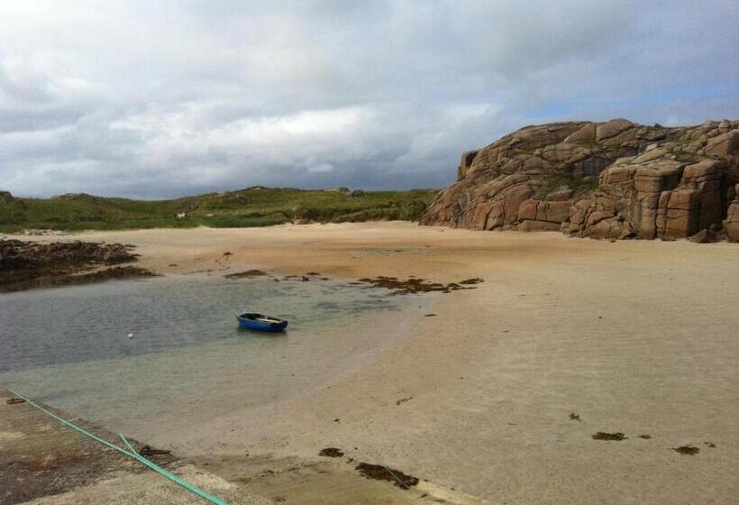 Standard room with outdoor bath, Teach Donncadh B&b
