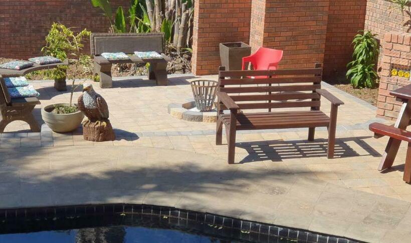 침실 2개 디럭스 아파트, Bon A Vie Self Catering And B&b Gonubie Full Solar Power, No Load Shedding!