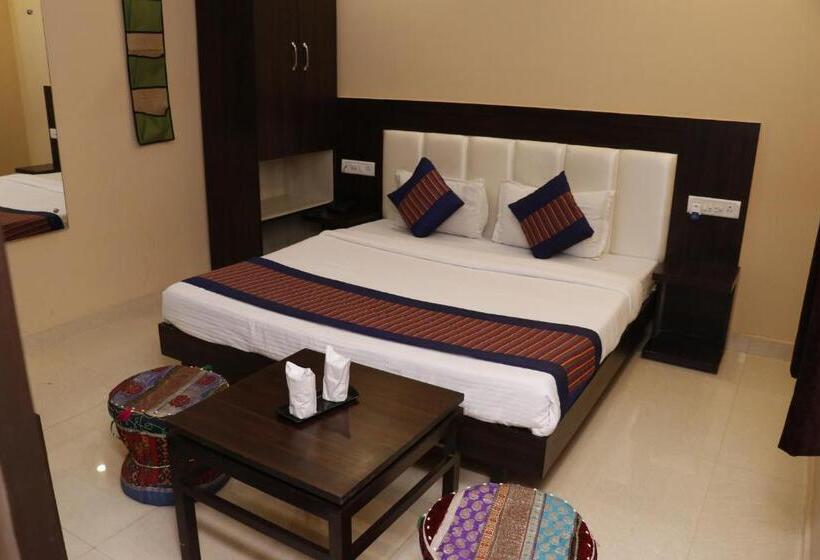 Номер Стандарт, Taj Haveli Hotel Agra   Walkable Distance From Taj Mahal