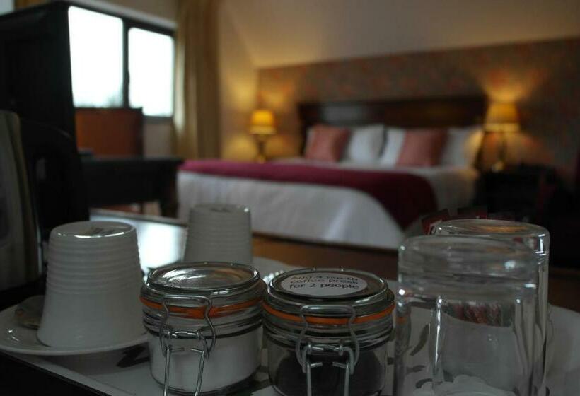 디럭스 룸, Hazelwood Lodge
