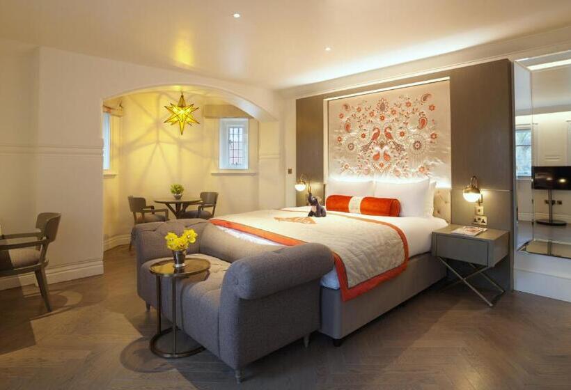 Люкс, The Lalit London