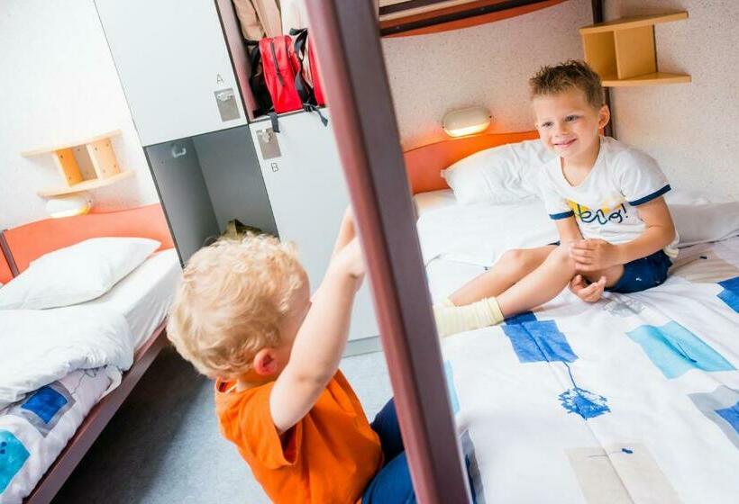 공동 객실, Auberge De Jeunesse De La Roche Champlon