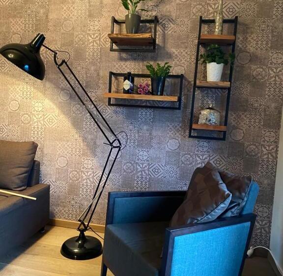 اتاق لوکس, B&b Bloonwinning