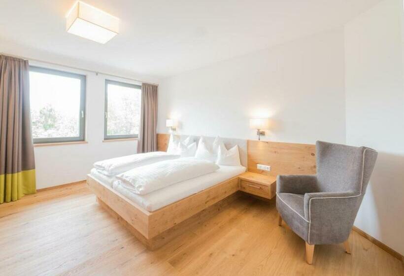 Люкс Повышенной Комфортности, Das Leonhard   Naturparkhotel Am Weissensee