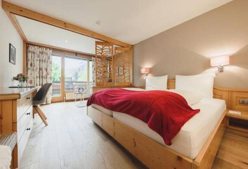 اتاق سوپریور با بالکن, Alpenhotel Montafon & Spa