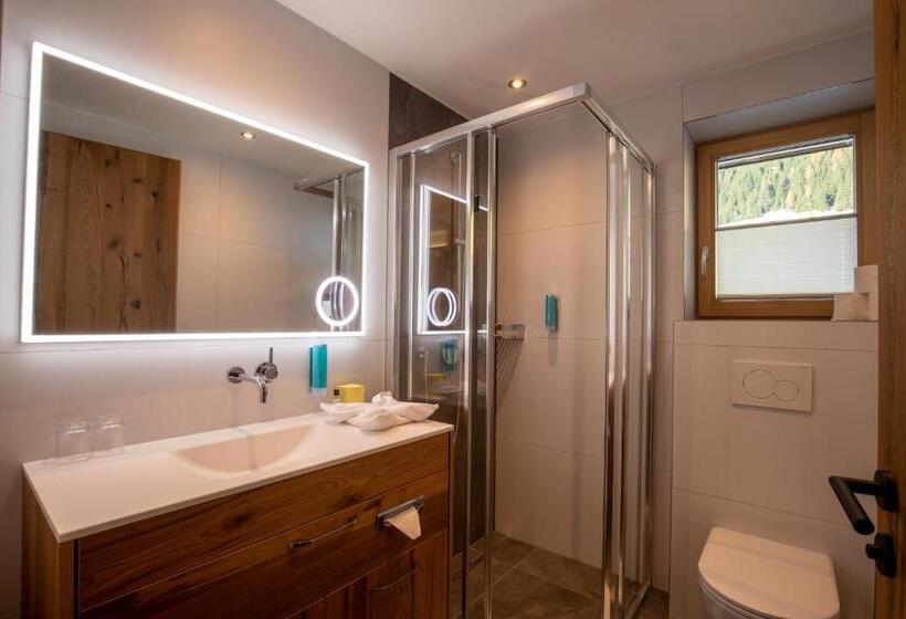 Апартаменты 1 Спальня, Alpenresidenz Trisanna