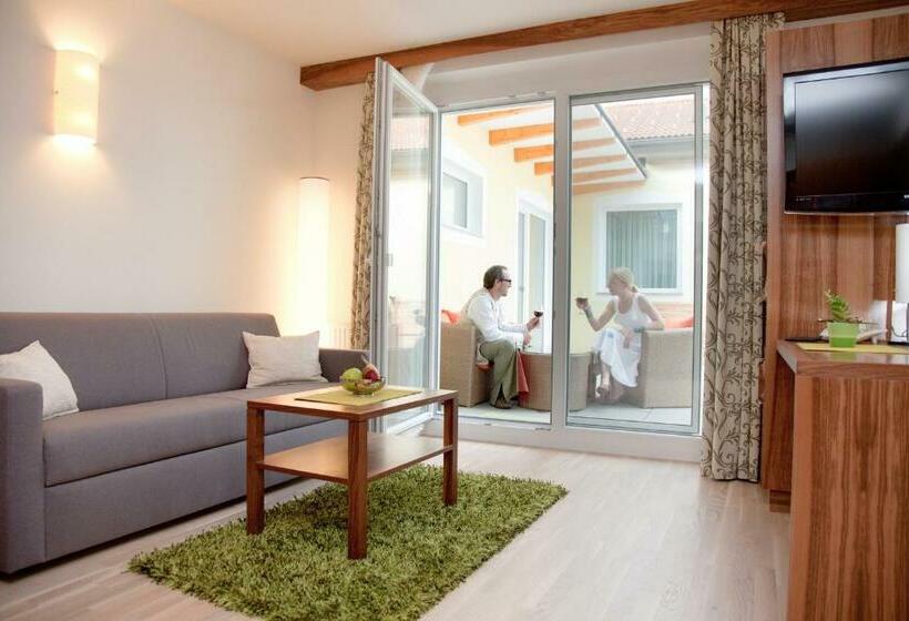 Junior Suite with Terrace, Restaurant Teuschler Mogg Bad Waltersdorf Inklusiv Genusscard