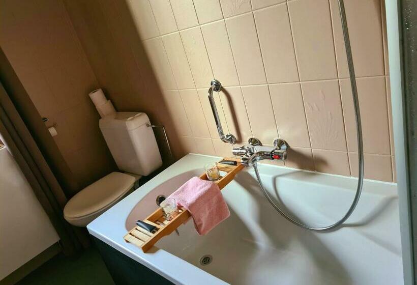 Номер Стандарт Вид на Сад, B&b Au Coq En Pate