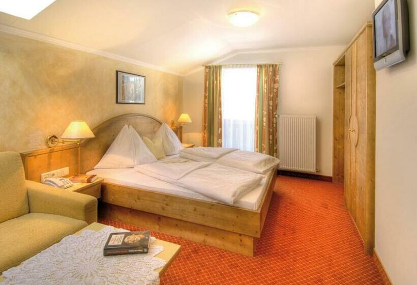 Номер Стандарт, Salzburger Hof