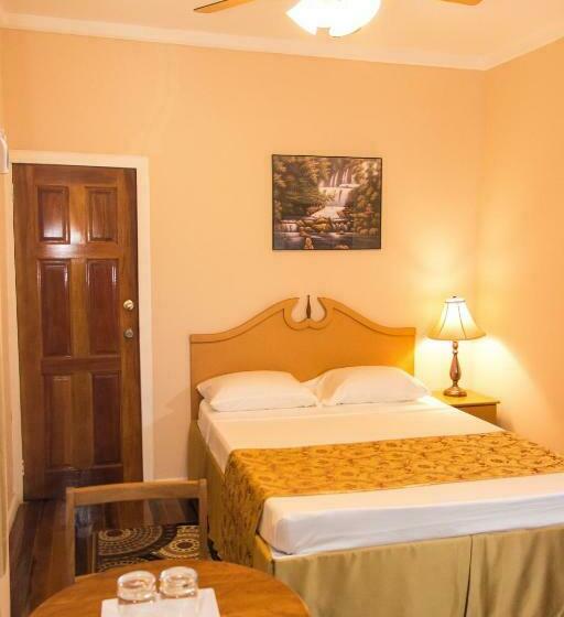 اتاق سوپریور, The Durban Hotel Guyana Inc