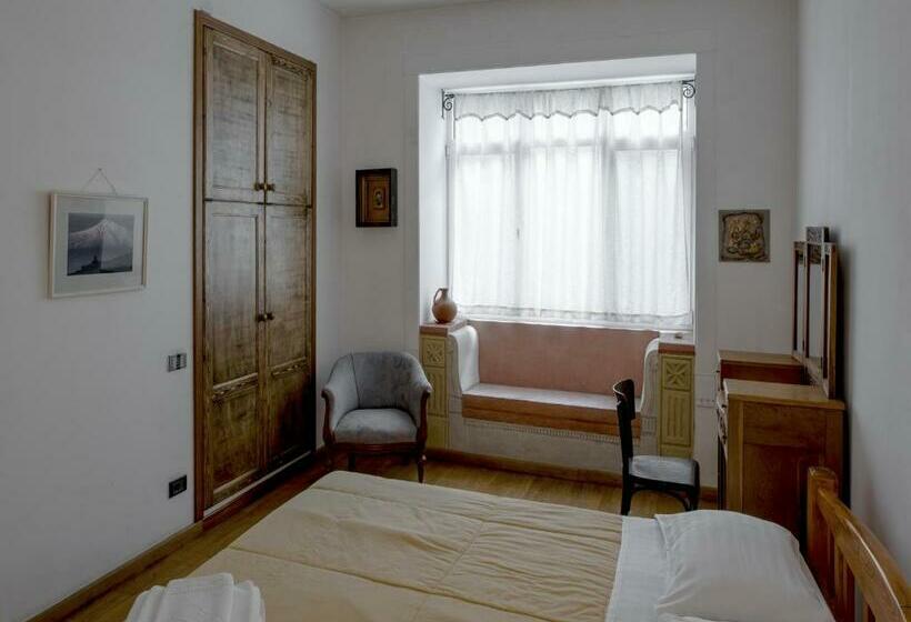 스탠다드 룸, Villa Ayghedzor