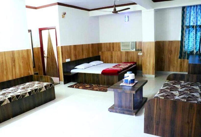 Номер Deluxe, New Jain Residency Inn Madhya Pradesh