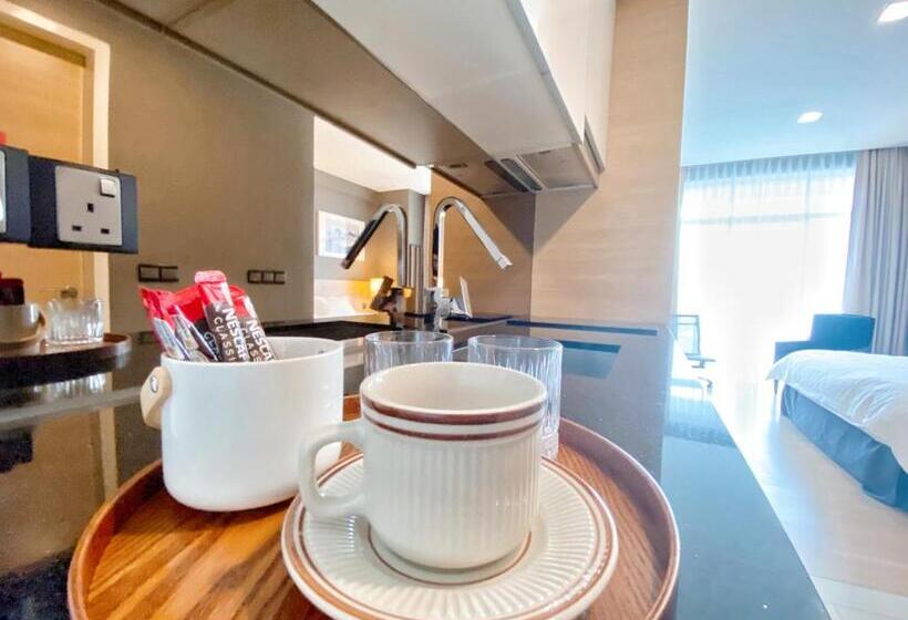 اتاق لوکس با تخت بزرگ, Straits Suite By C Homestay Malacca