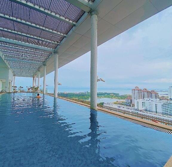 اتاق لوکس با تخت بزرگ, Straits Suite By C Homestay Malacca