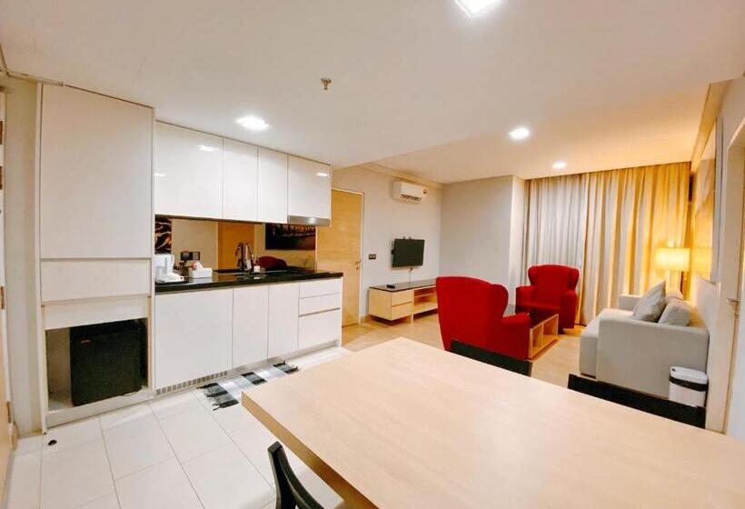 سوییت سوپریور, Straits Suite By C Homestay Malacca