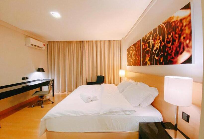 سوییت سوپریور, Straits Suite By C Homestay Malacca