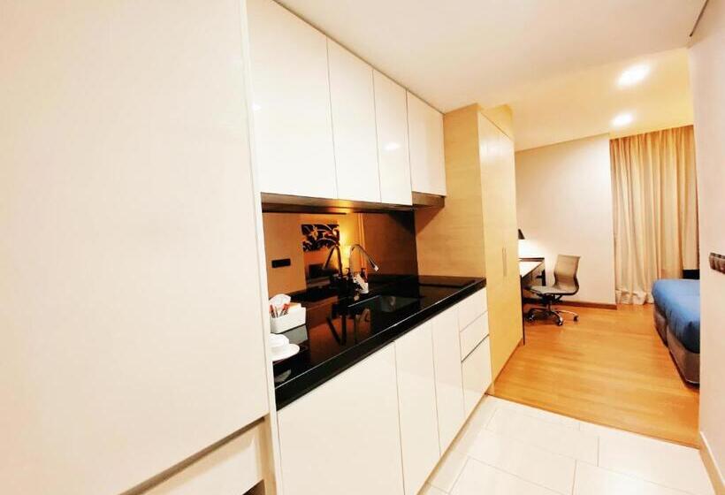 اتاق لوکس با چشم‌انداز شهر, Straits Suite By C Homestay Malacca
