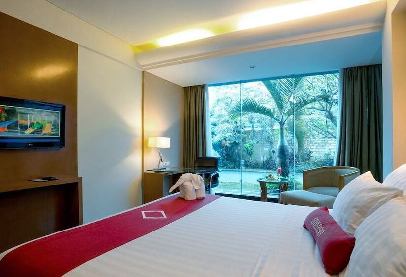 풀전망 이그제큐티브 룸, Emersia Hotel And Resort