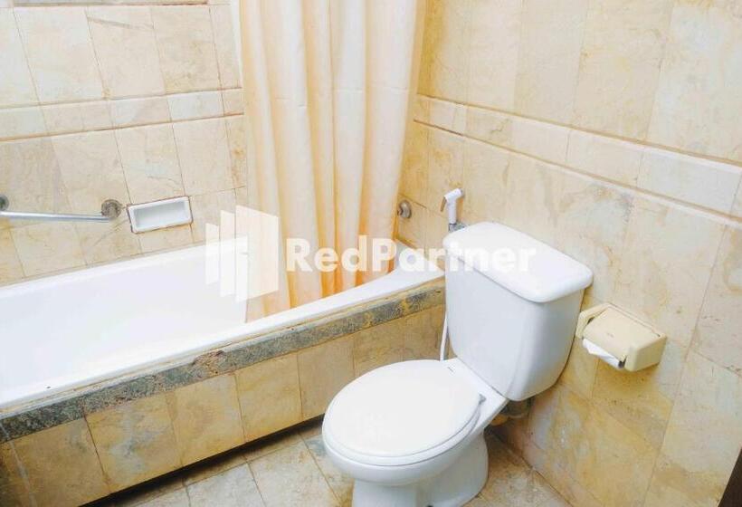 Люкс, Yasmin Makassar Mitra Reddoorz