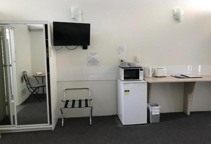 اتاق خانوادگی, Coffs Shearwater Motel