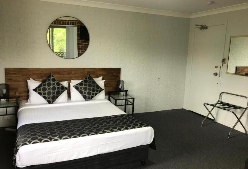 اتاق لوکس با بالکن, Coffs Shearwater Motel