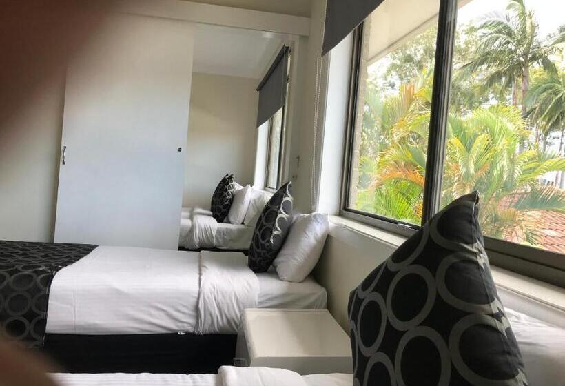 3침실 디럭스 아파트, Coffs Shearwater Motel