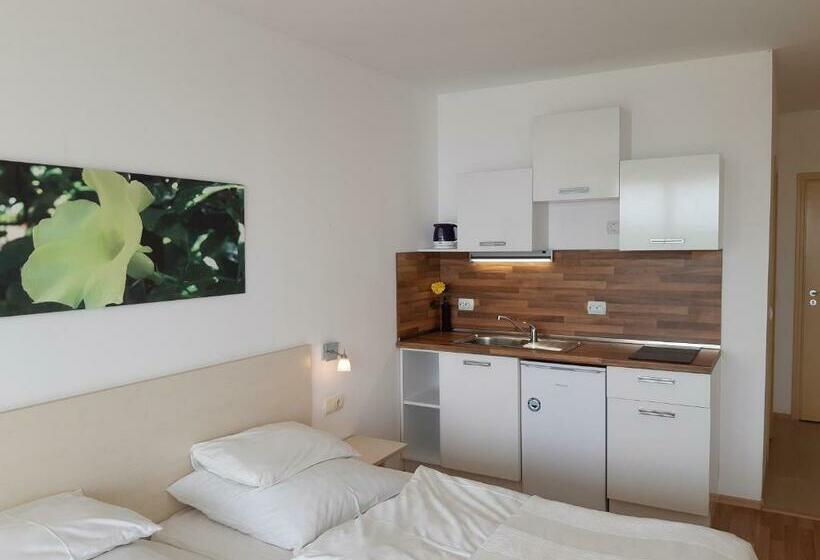 Студия Стандарт Вид на Море, Aparthotel Romance