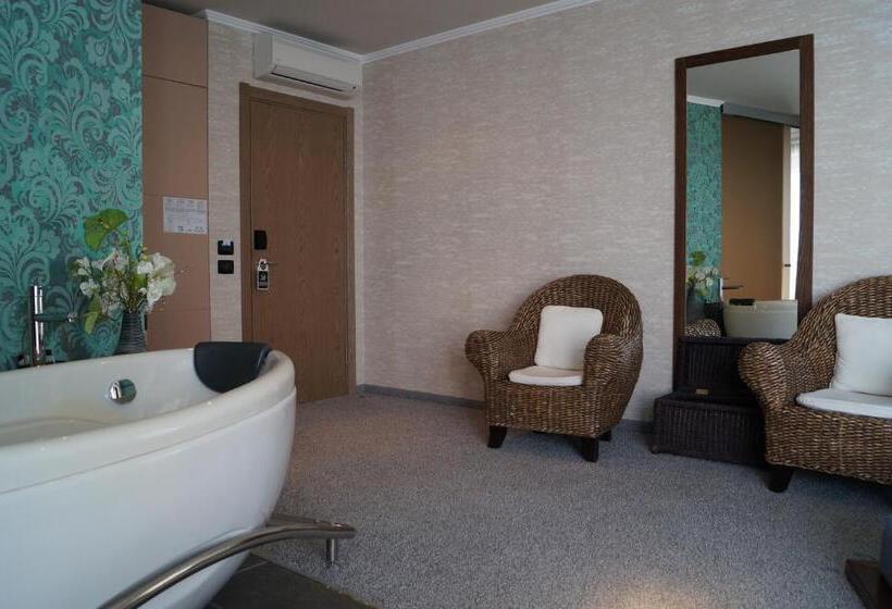 سوییت جونیور, Regina Maria Spa Design