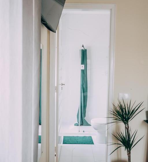 标准间, Green Coast Surf House