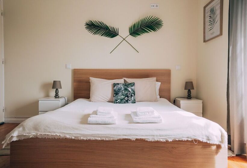 اتاق استاندارد, Green Coast Surf House
