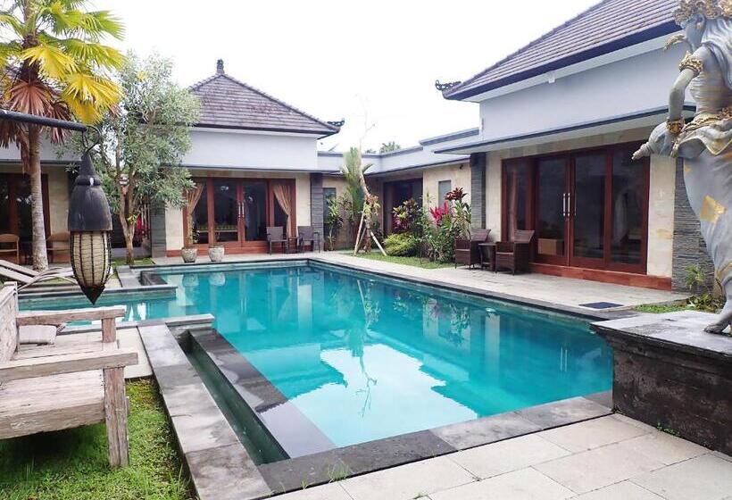 스탠다드 룸 풀장 전망, Widi Agung Villa   Private Room