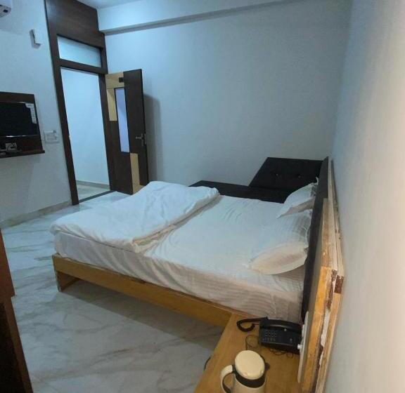 اتاق استاندارد, Amaltaas Homestay