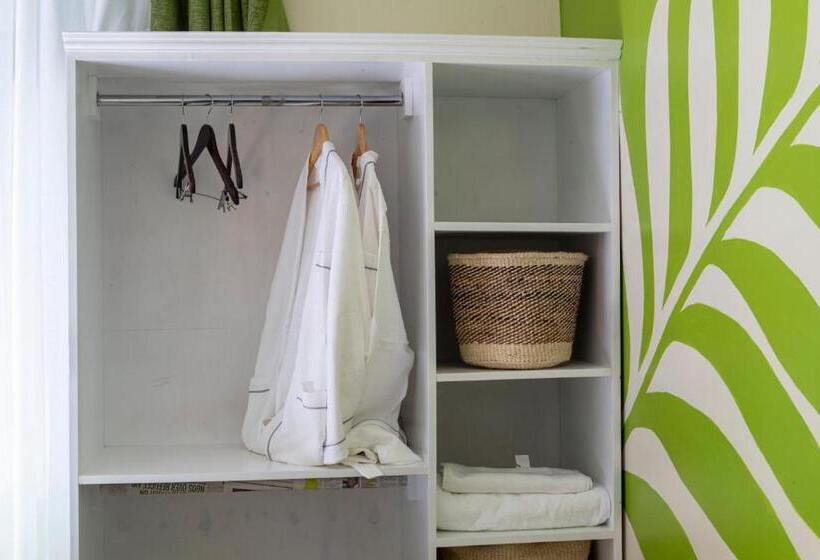 اتاق لوکس, Residence 256 Kampala, Kigo