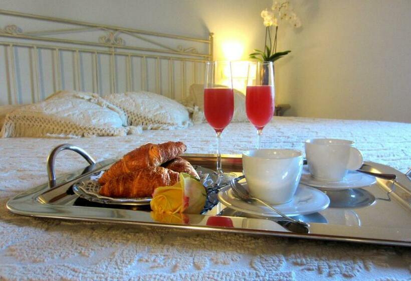 Номер Стандарт Трехместный, Le Colombaie Country Resort