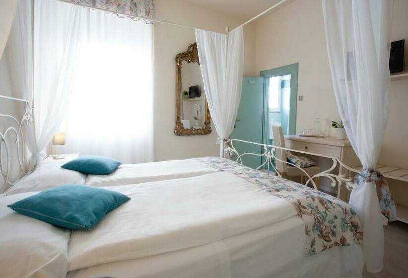 اتاق استاندارد, Antiche Mura