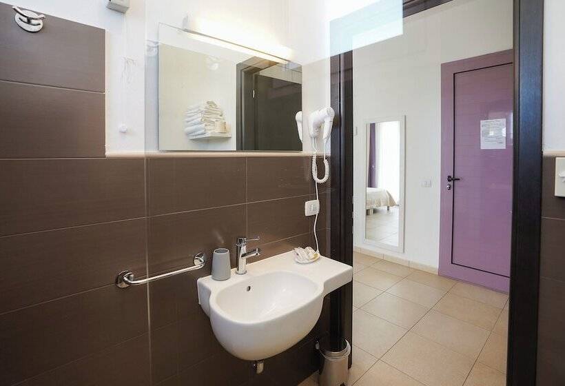 חדר סטנדרט לשלושה, Corte Dei Melograni Hotel Resort