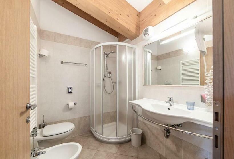 Quarto Superior, Chalet Caminetto