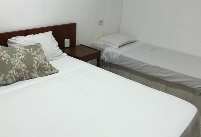 스탠다드 트리플 룸, Restaurante E Pousada   Ilha Bonita