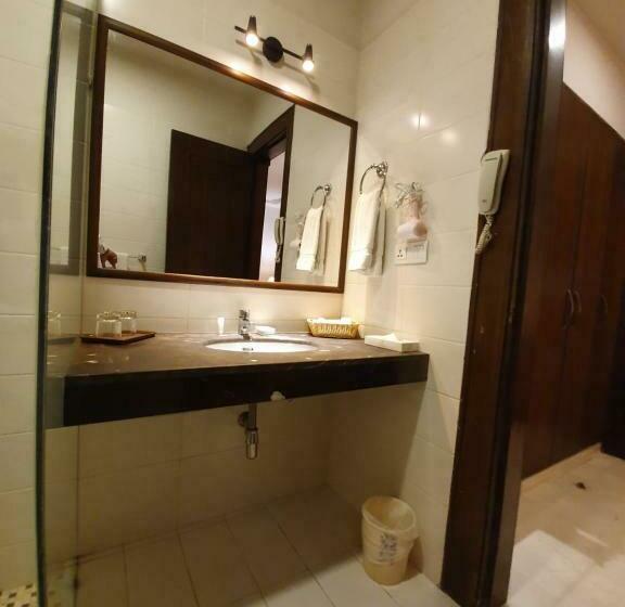 اتاق لوکس یک تخته, S Chalet Islamabad