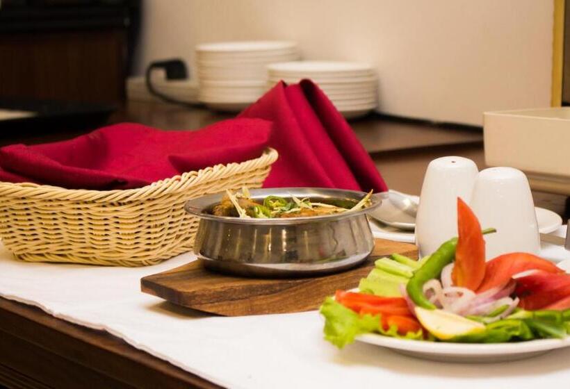 اتاق استاندارد, S Chalet Islamabad