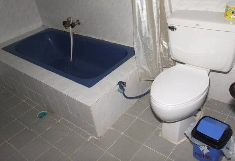 اتاق استاندارد, Nanda Wunn Hotel   Hostel
