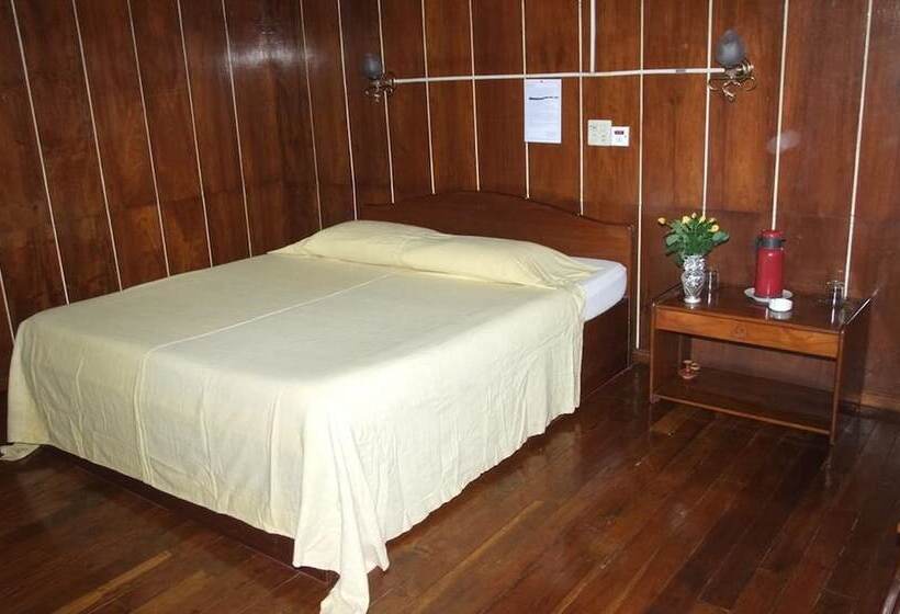 اتاق استاندارد, Nanda Wunn Hotel   Hostel