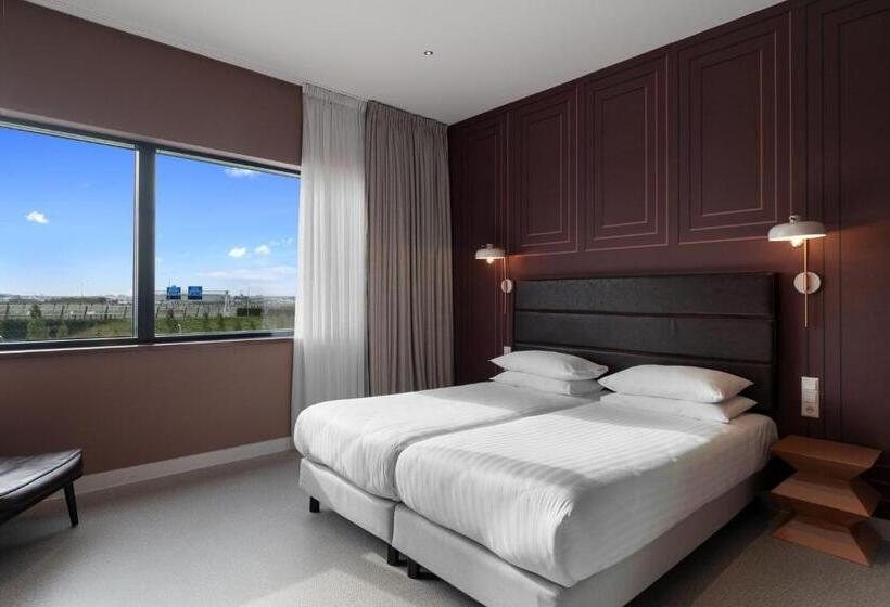 اتاق استاندارد با چشم‌انداز, Corendon Amsterdam Schiphol Airport, a Tribute Portfolio Hotel