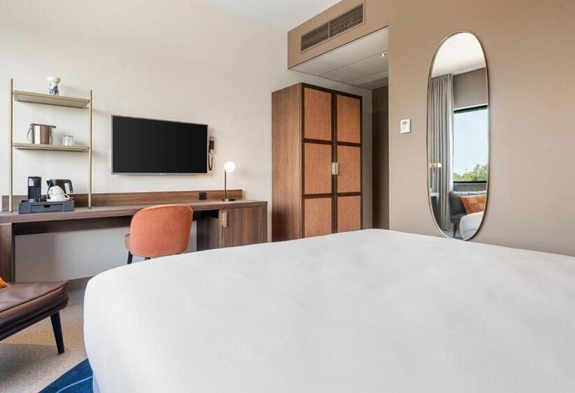 اتاق استاندارد با تخت بزرگ, Corendon Amsterdam Schiphol Airport, a Tribute Portfolio Hotel